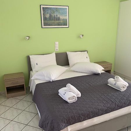 Eleftheria Studios And Apartments Acharavi  Exteriér fotografie