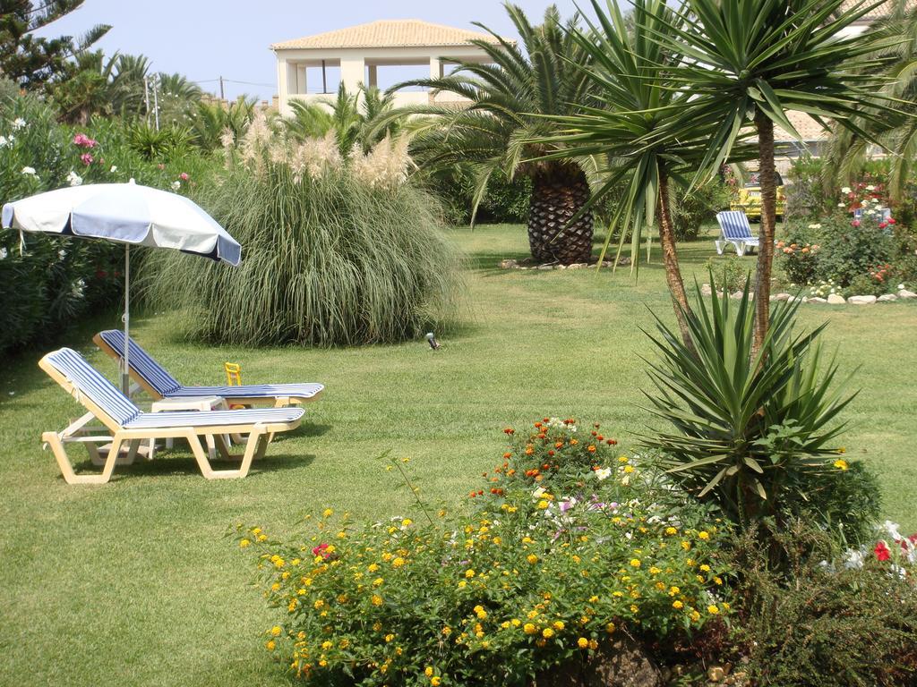 Eleftheria Studios And Apartments Acharavi  Exteriér fotografie