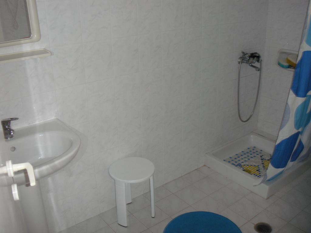Eleftheria Studios And Apartments Acharavi  Pokoj fotografie