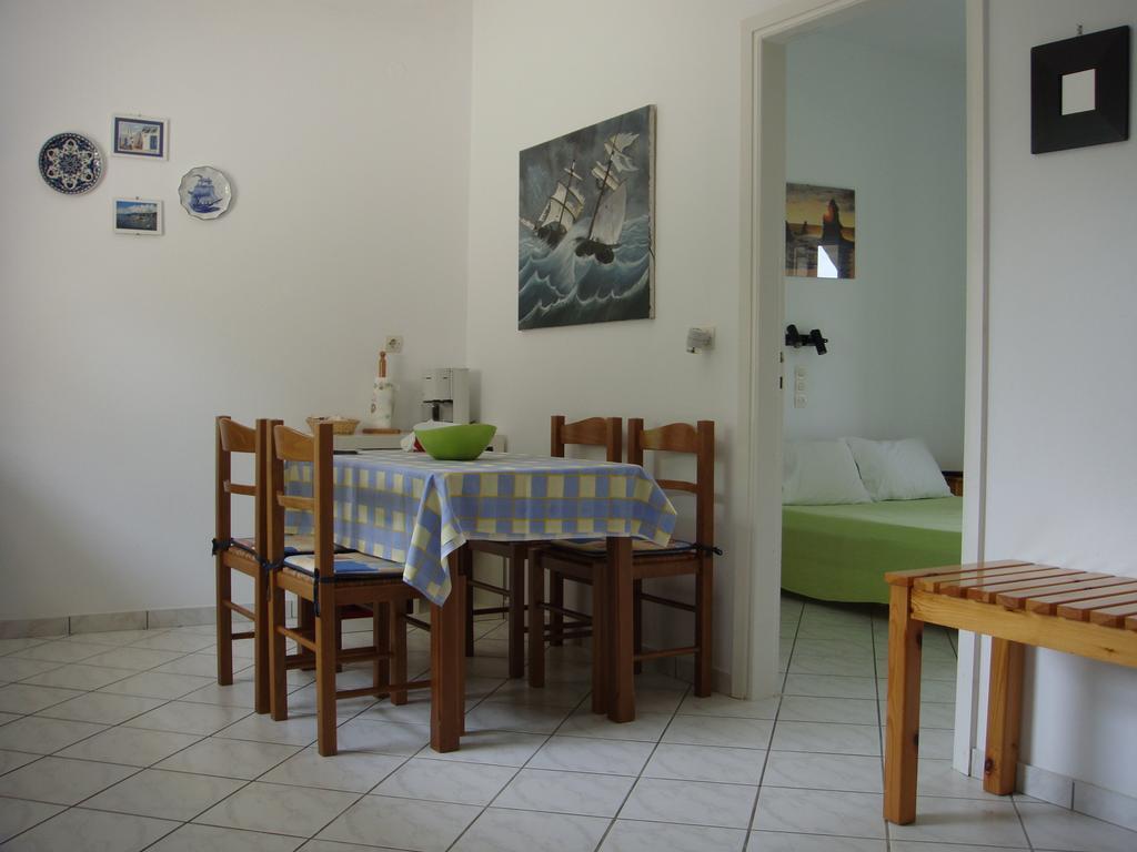 Eleftheria Studios And Apartments Acharavi  Pokoj fotografie
