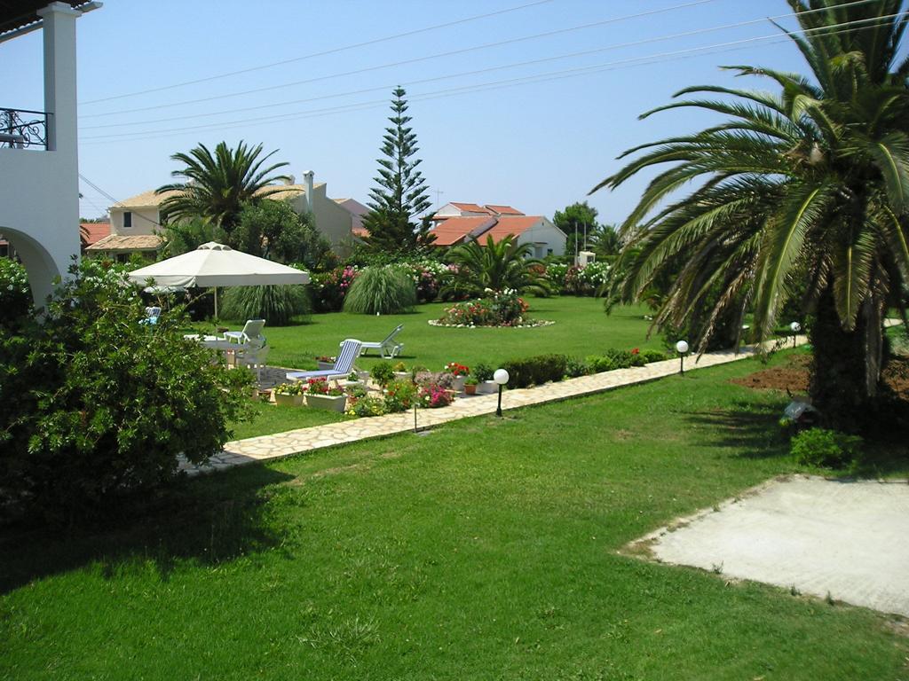 Eleftheria Studios And Apartments Acharavi  Exteriér fotografie